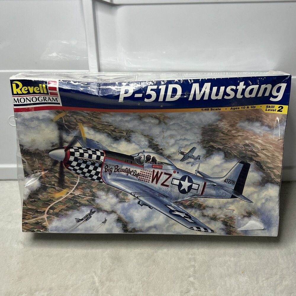 Revell P-51D Mustang WWII Fighter Plane 1:48 scale Plastic Model 85-5241 Sealed